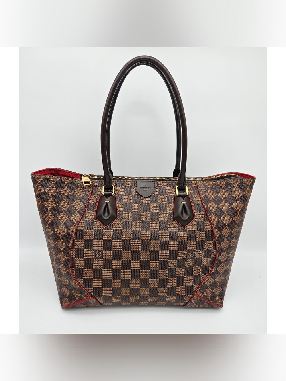 Authentic Louis Vuitton Caissa #4377M